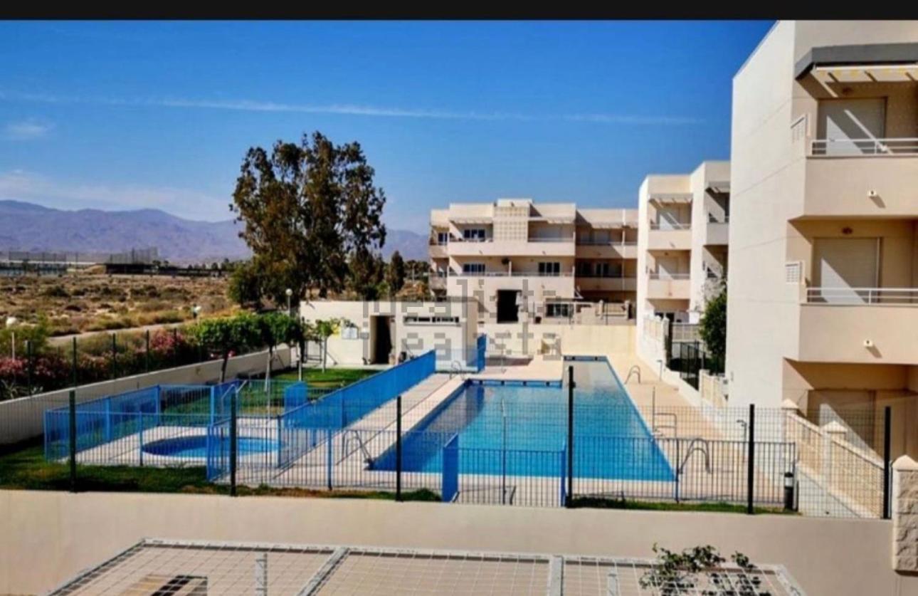 Piso Familiar En El Toyo Almería
