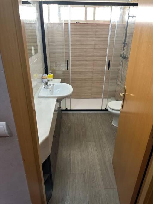 Apartament Piso Familiar En El Toyo
