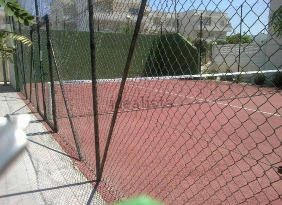 Apartament Piso Familiar En El Toyo *